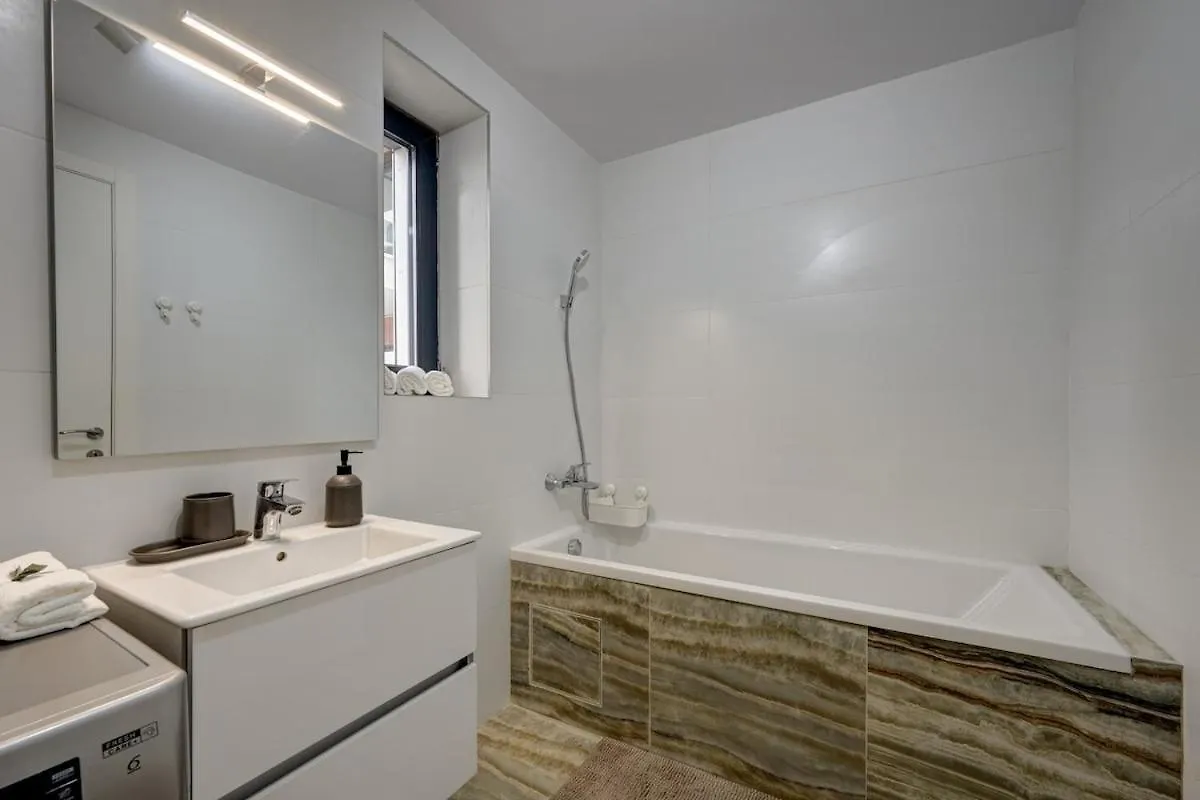 Luxury 1 Bedroom Flat Near Herastrau Park Bukarest 0*,  Románia